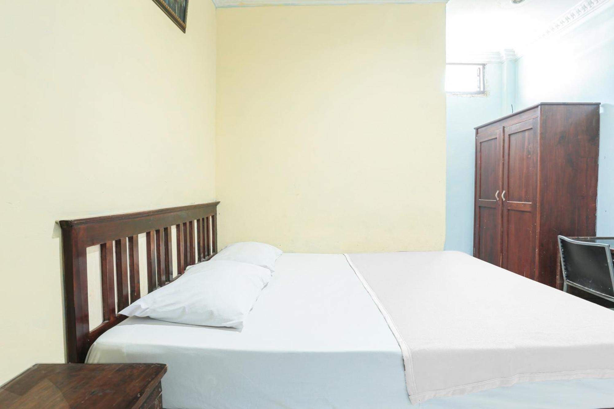 Oyo 93046 Hotel Fortuna Parepare Zewnętrze zdjęcie