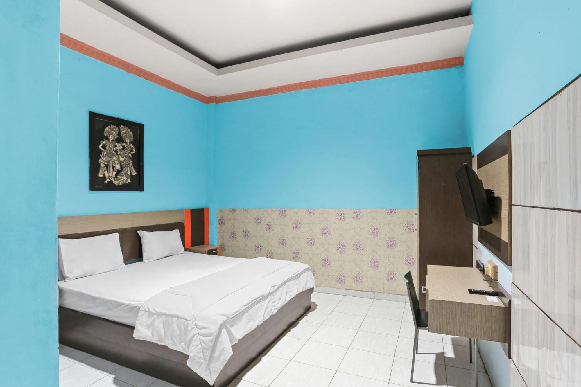 Oyo 93046 Hotel Fortuna Parepare Zewnętrze zdjęcie
