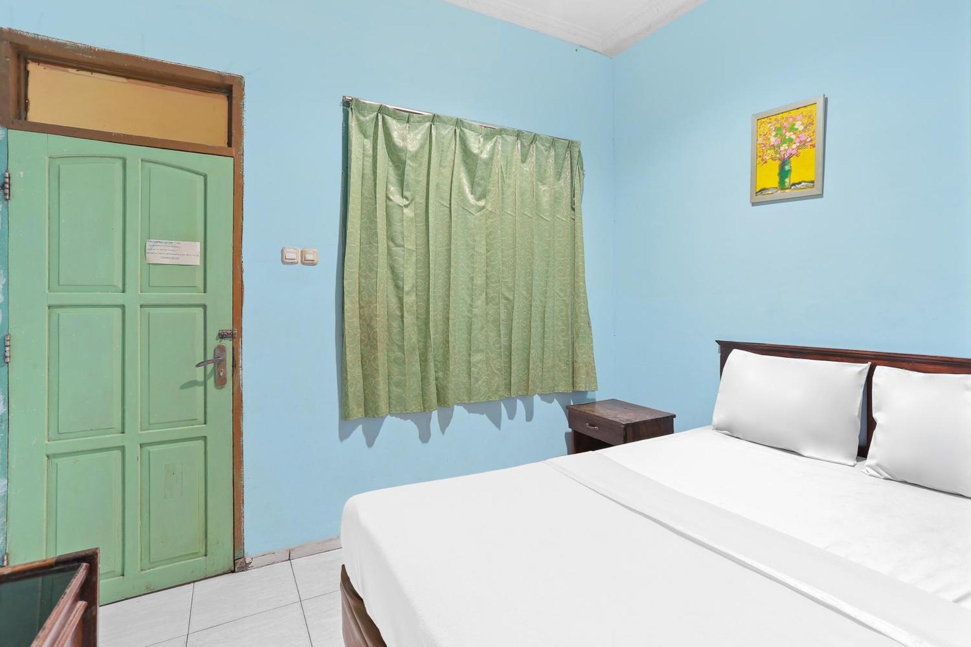 Oyo 93046 Hotel Fortuna Parepare Zewnętrze zdjęcie