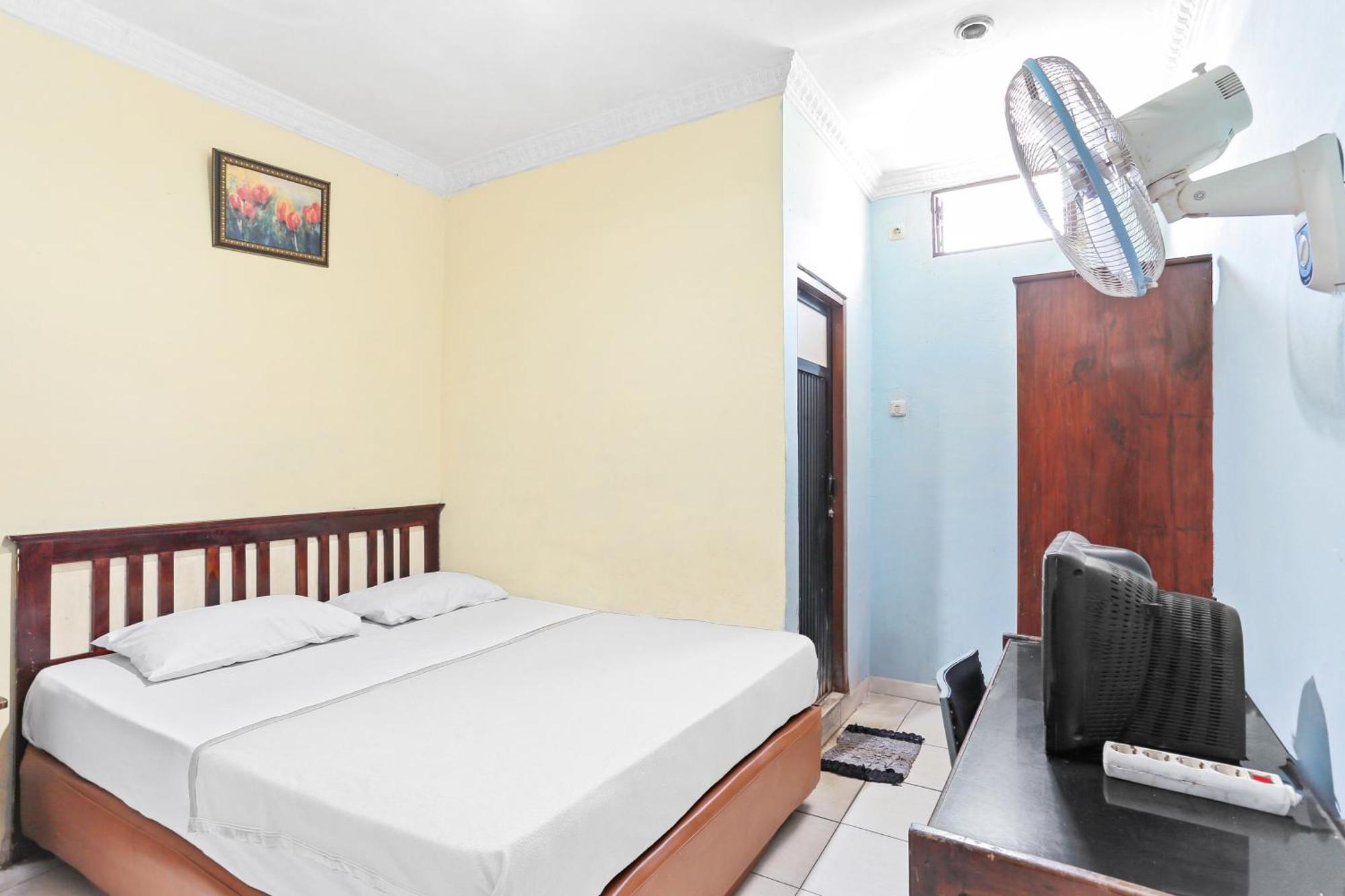 Oyo 93046 Hotel Fortuna Parepare Zewnętrze zdjęcie