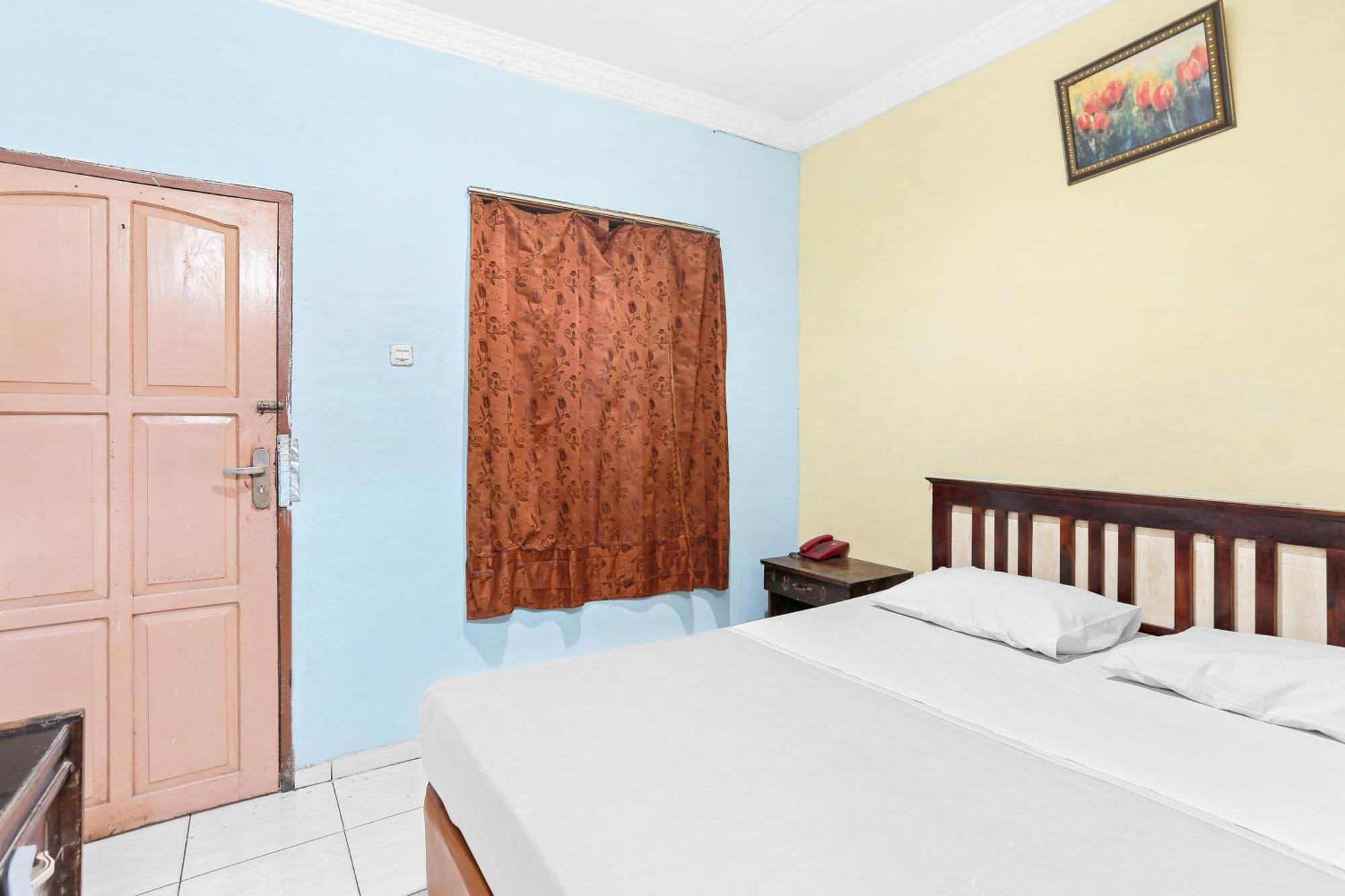 Oyo 93046 Hotel Fortuna Parepare Zewnętrze zdjęcie